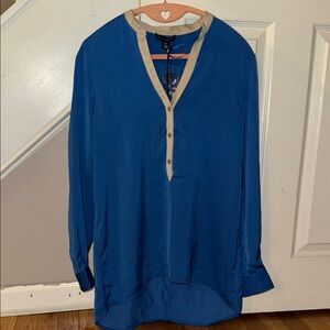 Willi Smith XS NWT Blue and Cream Women's Oversized Top